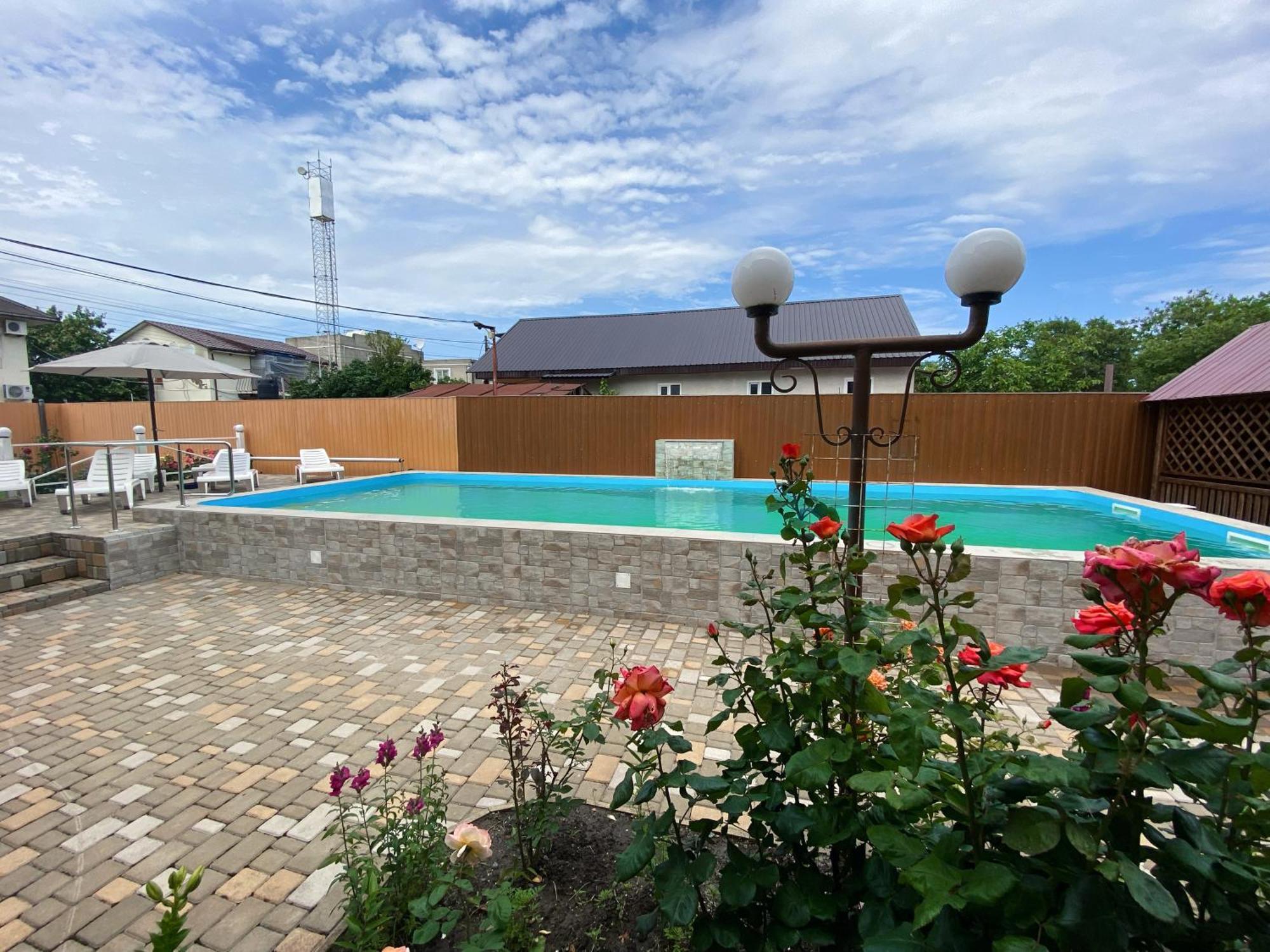 Solnechnaia Dacha Aparthotel Zatoka Exterior foto